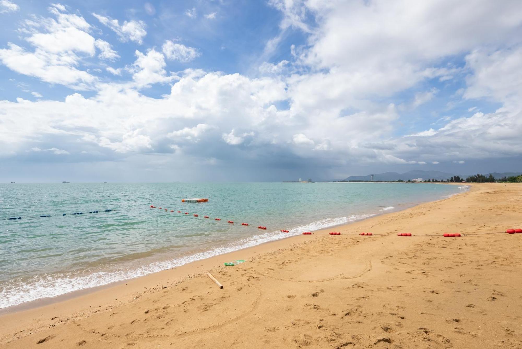 Puhai Sea View Apt By Hailan Tour At Sanya Yazhou Bay#Only 100 Meters To Beach And Sea Swimming Area Zewnętrze zdjęcie